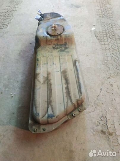 Топливный бак на KIA sportage