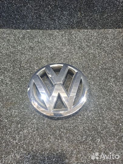 Эмблема Volkswagen Tiguan