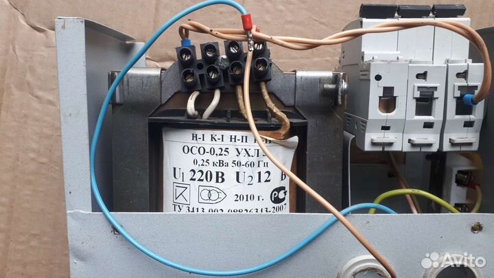 Понижающий трансформатор 220 12