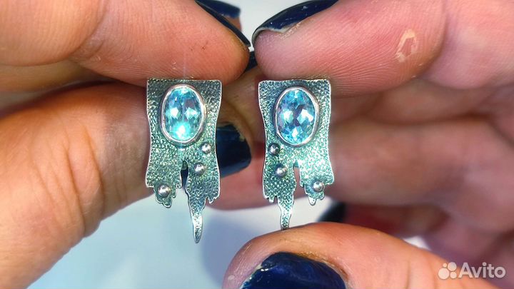 Оригинальные серьги с топазами блюскай 925 новые
