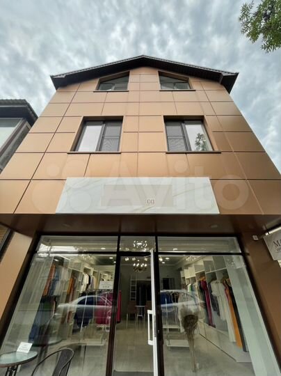 2-к. квартира, 80 м², 2/3 эт.