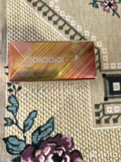 Escentric Molecules 02