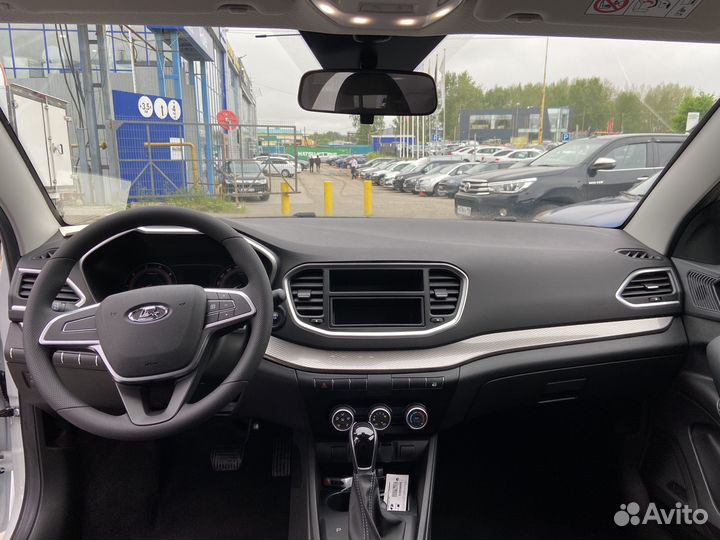 LADA Vesta 1.8 CVT, 2024