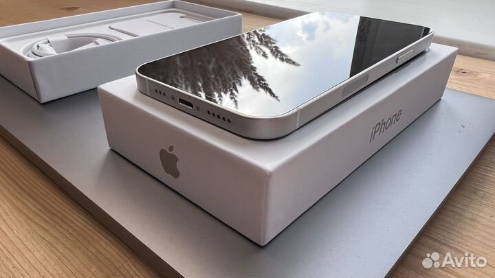 iPhone 12, 128 ГБ