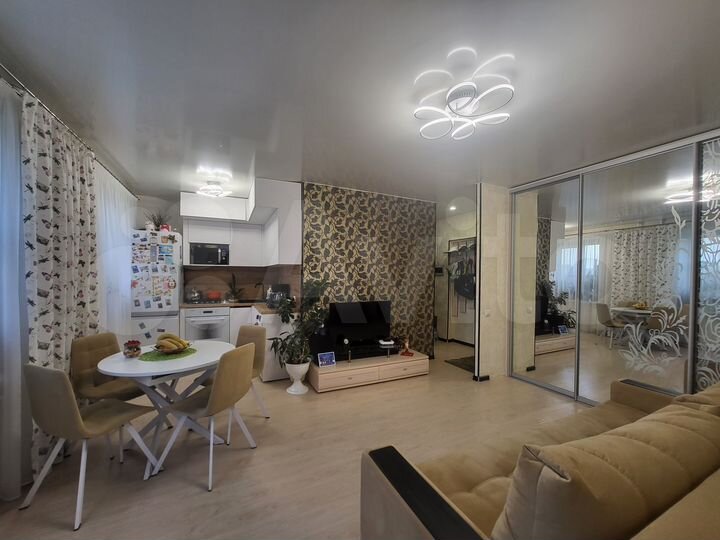 2-к. квартира, 42 м², 5/5 эт.