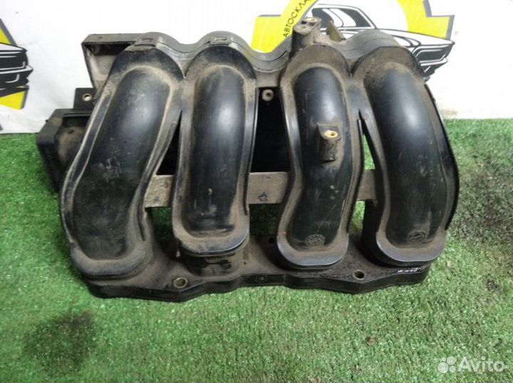 Коллектор впускной Nissan X-Trail Т30 QR20DE 2004