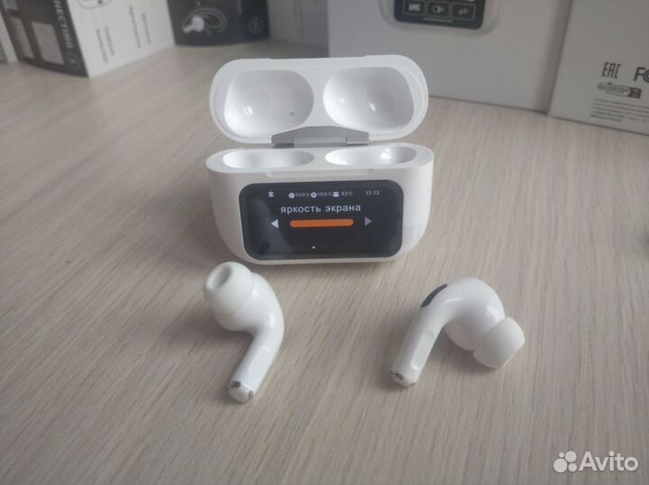 Беспроводные наушники Airpods с сенсорным экраном