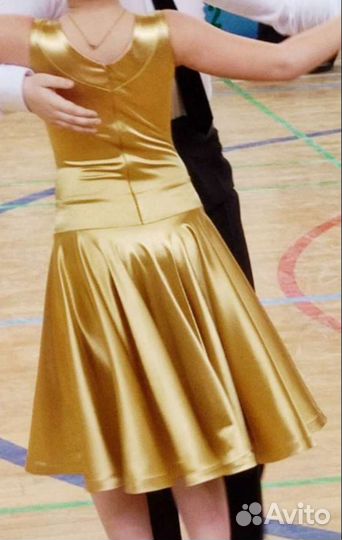 Рейтинговое платье для бальных танцев