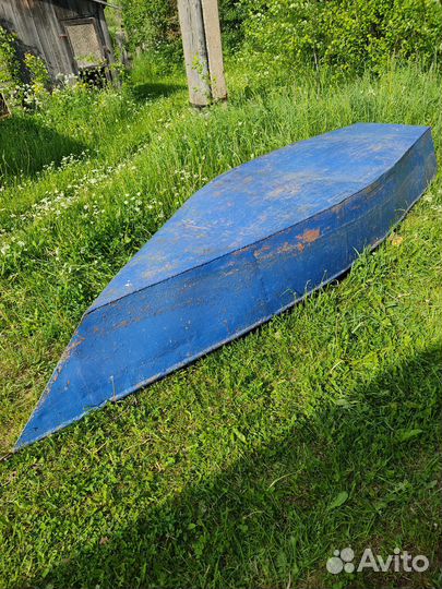 Продаю лодку