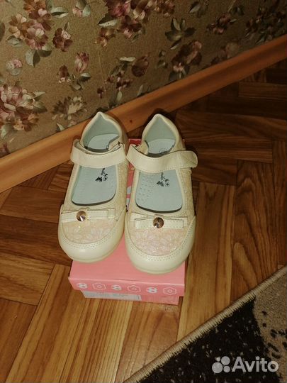 Босоножки для девочки