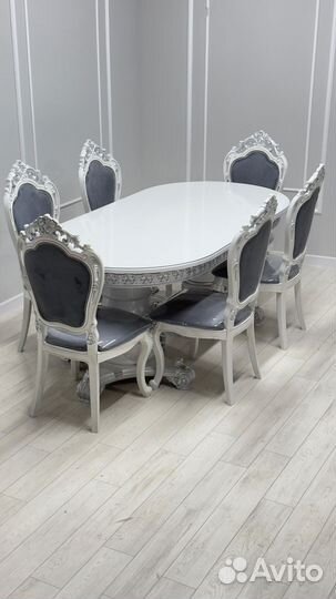 Стол и стулья комплект