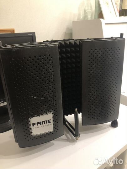 Акустический экран для микрофона