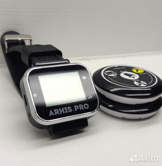 Кнопка вызова официанта с часами для кальянных