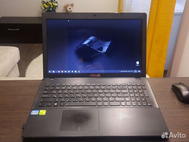 Ноутбук Asus f552c