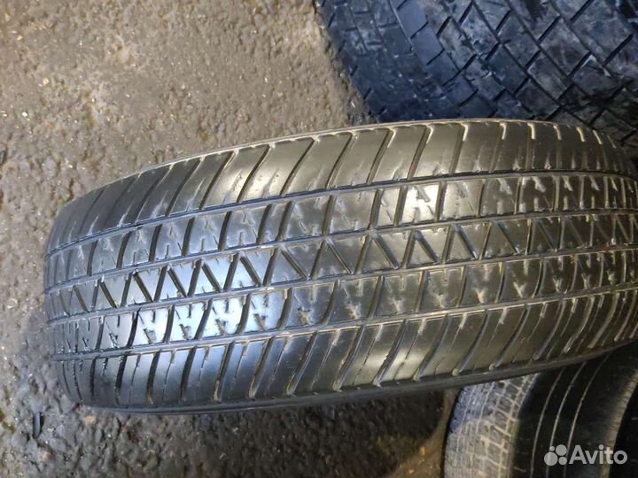 Kumho Road Venture ST KL11 235/70 R16 104T