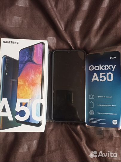 Samsung Galaxy A50, 4/64 ГБ