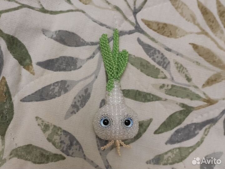 Лук из бисера