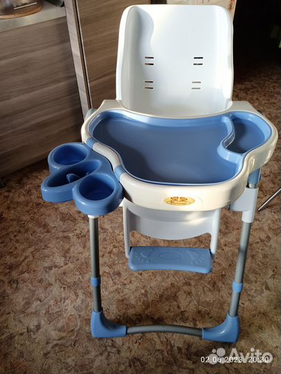 Детский стульчик для кормления
