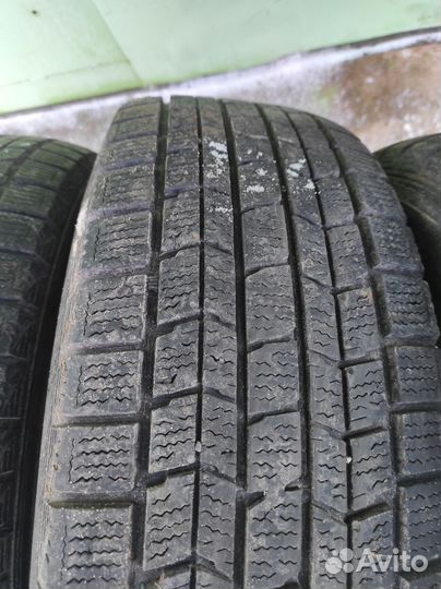 Dunlop Graspic DS3 215/70 R15 68Q