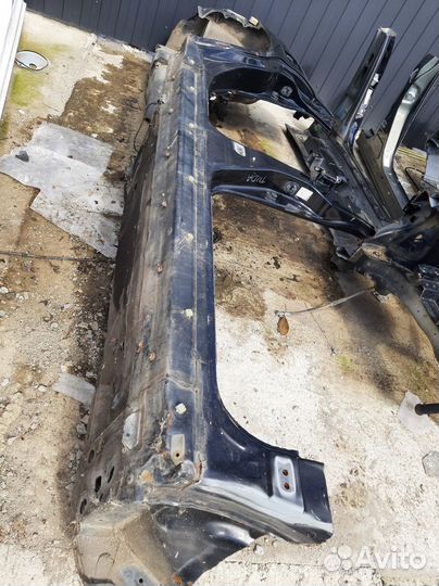 Порог со стойкой правый Nissan Tiida C11 (2004—201
