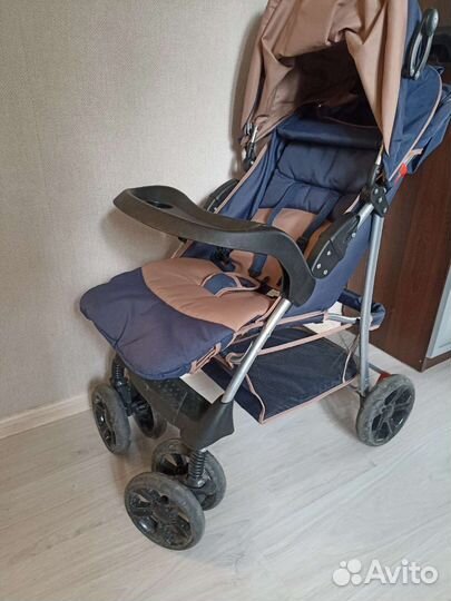 Коляска прогулочная обмен