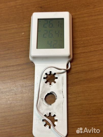 Электронный термомогигрометр оконный