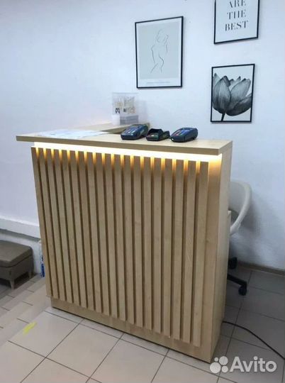 Стол ресепшн Крафт