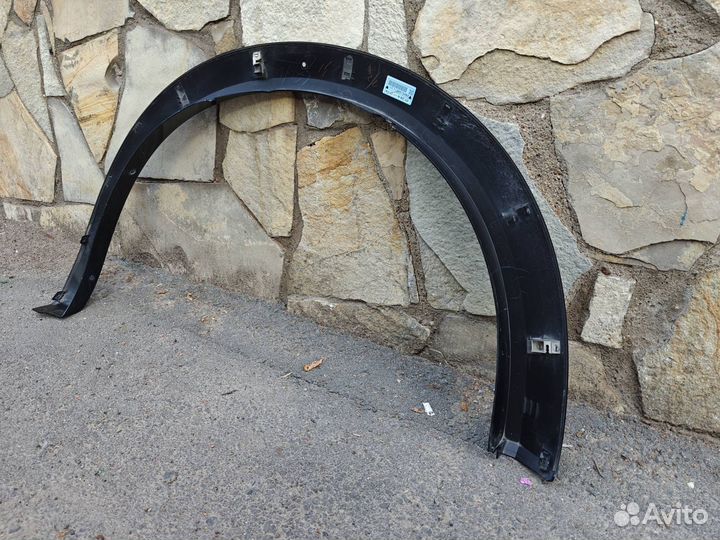 Расширитель крыла Infiniti Qx80