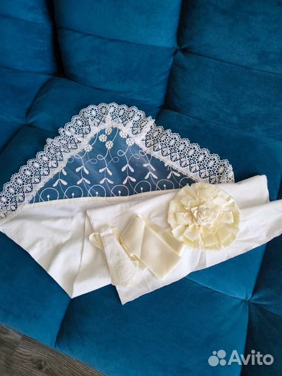 Уголок и бант на выписку