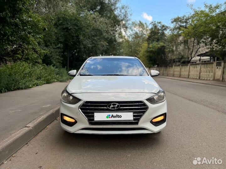 Hyundai Solaris 1.6 AT, 2018, 250 000 км