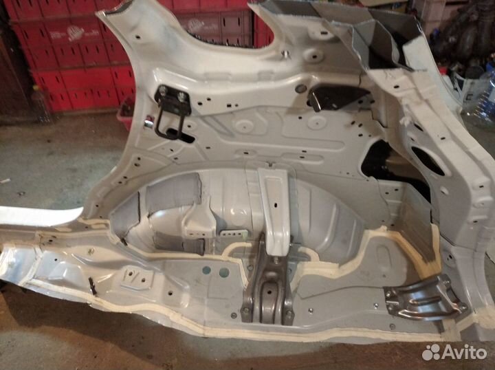 Крыло заднее правое от Мицубиси асх