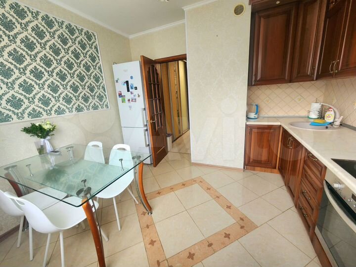 3-к. квартира, 75 м², 2/17 эт.