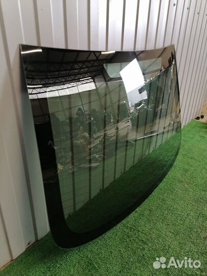 Стекло заднее Genesis G80 DH G4KL 2017