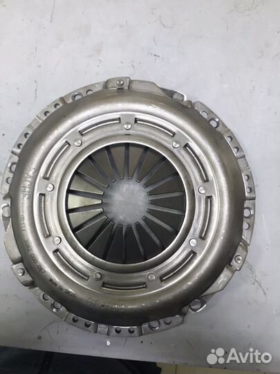 Корзина сцепления Avensis