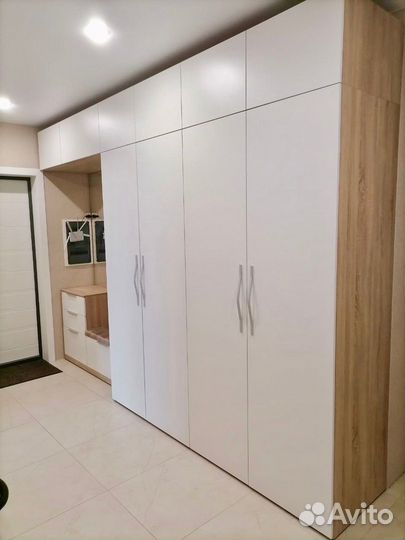 Шкаф в прихожую