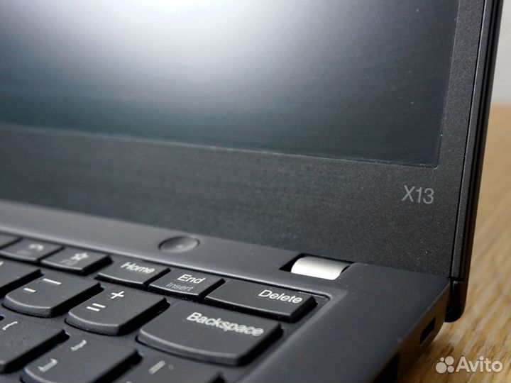 ThinkPad X13
