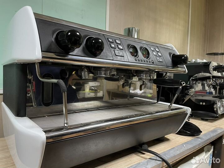 Кофемашина 2-х групная спазиале