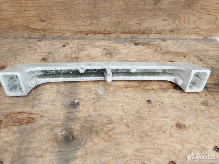 Абсорбер бампера Toyota Prius 2 NHW20 52615-47030