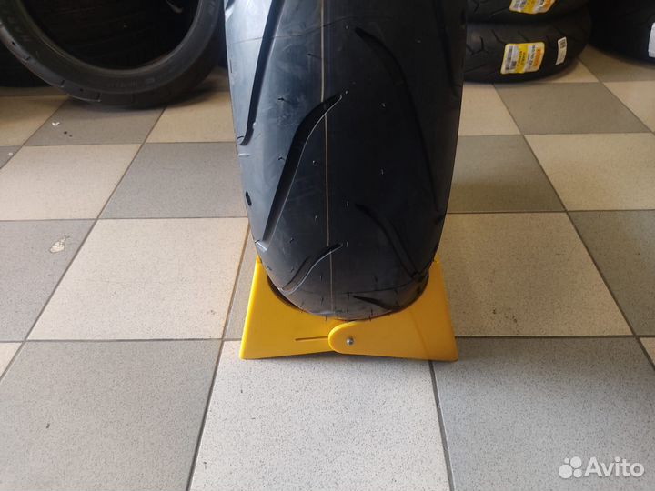 Мотошина Michelin Scorcher 