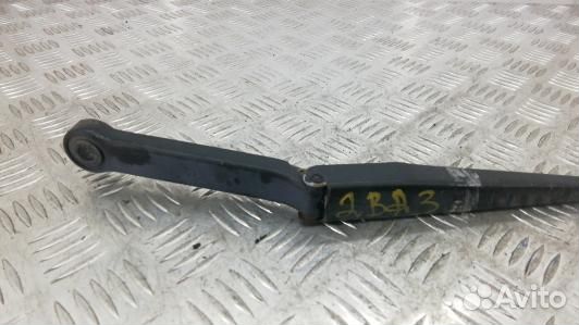 Щеткодержатель лобового стекла chevrolet trailblaz