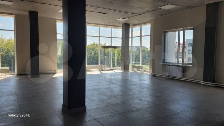 Сдаю офис 115м² С панорамным остеклением