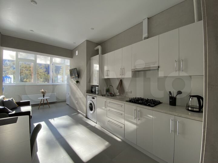 2-к. квартира, 75 м², 2/9 эт.