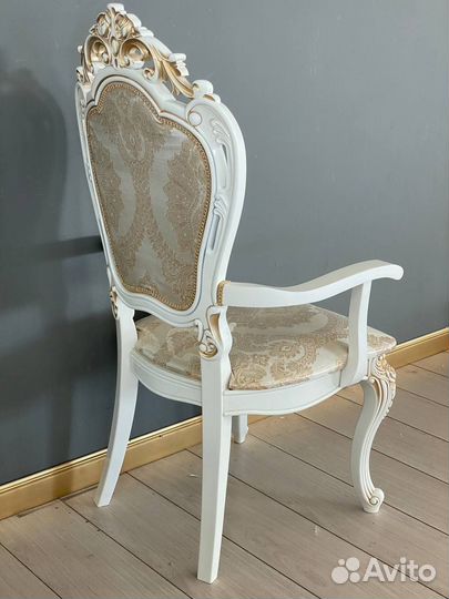 Стул Роза с подлокотниками в цвете слоновая кость