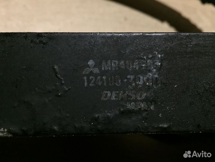 Радиатор масляный Mitsubishi Pajero 3 Montero 3