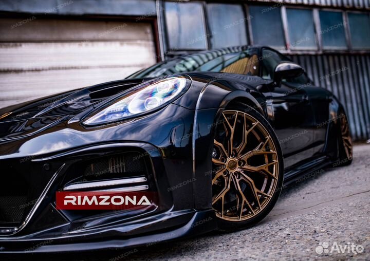 Кованые диски R21 на Porsche Taycan