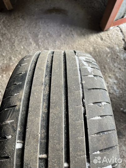 Michelin Pilot Sport 4 225/45 R18 95Y