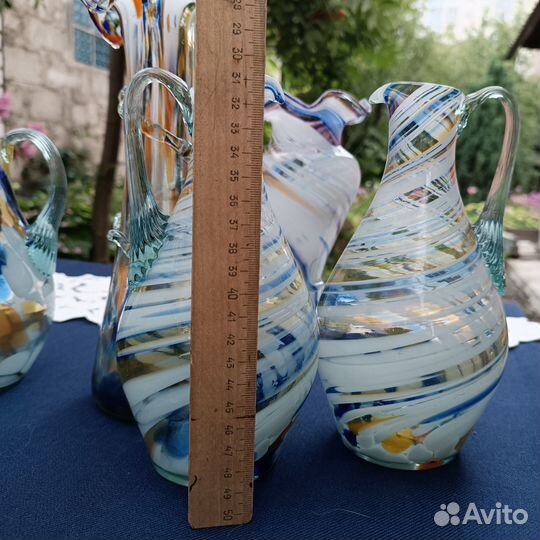 Набор вазы, кувшины, цветное стекло