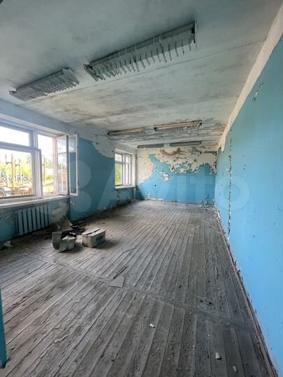 Здание, 727.4 м² и склад 500 м² с жд тупиком