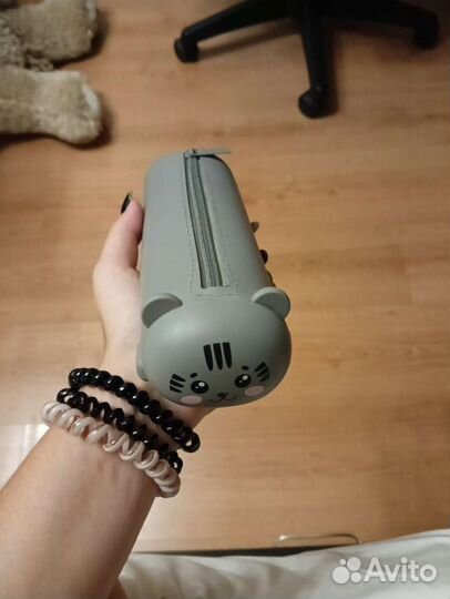 Школьный пенал