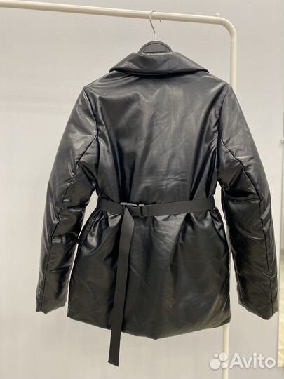 Куртка женская черная из экокожи 44
